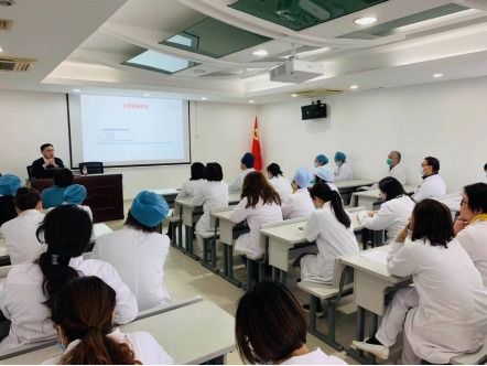附属同济医院分院开展“医疗纠纷多元化解机制解析”主题业务培训